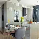 Dedaj - Penthouse Auri Daire *