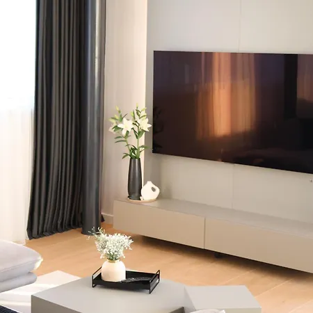 Dedaj - Penthouse Auri Lejlighed *