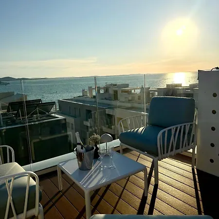 Dedaj - Penthouse Auri *